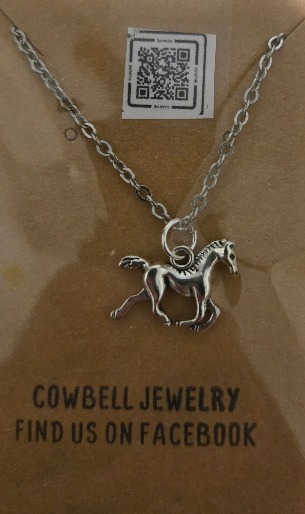 Horse pendant necklace