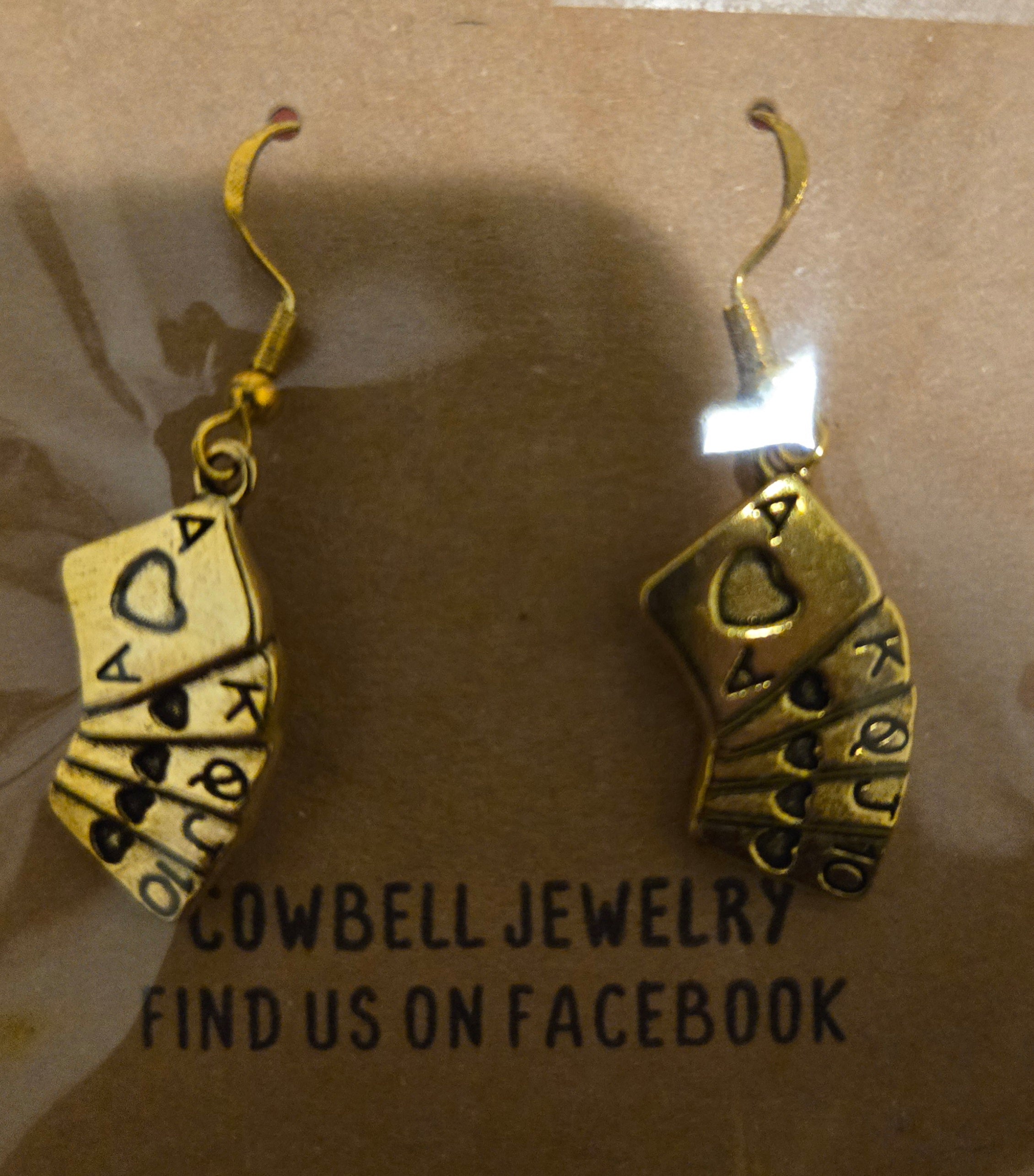 Card earrings