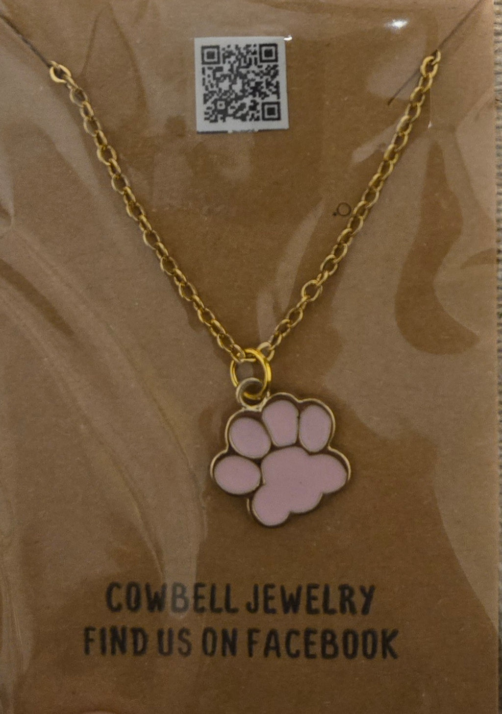 Paw print pendant necklace